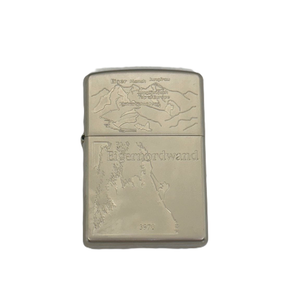 【ZIPPO】ジッポー：2005年製 新品 リミテッドNo.3970 時計・コンパス付 経年劣化有り