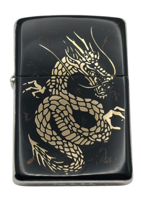 【ZIPPO】ジッポー：2004年製 新品 未使用/ドラゴン③/シリアルNo.有り(No.0141)