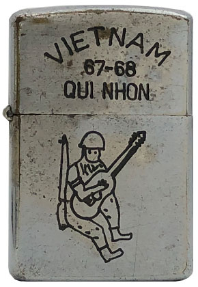 【ZIPPO】ジッポー：ベトナムZIPPO/1967年製造品 兵士とギター