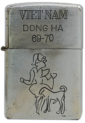 【ZIPPO】ジッポー：ベトナムZIPPO/1969年製造品 女性と犬